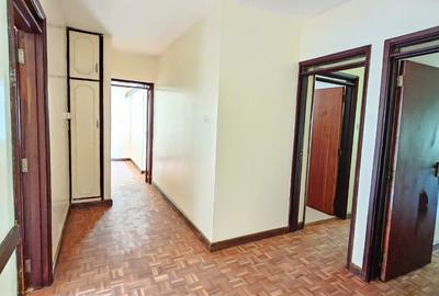 4 Bed Townhouse with En Suite in Spring Valley - 4