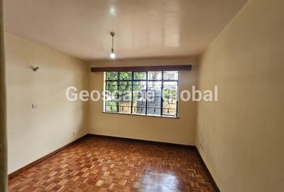 5 Bed Townhouse with En Suite in Riverside