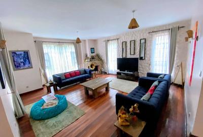 4 Bed Townhouse with En Suite in Spring Valley - 2