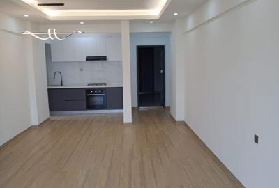 2 Bed Apartment with En Suite in Westlands Area