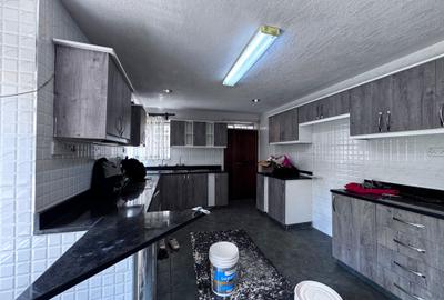 4 Bed House with En Suite in Gigiri - 3