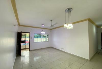 3 Bed Apartment with En Suite at Beach Road