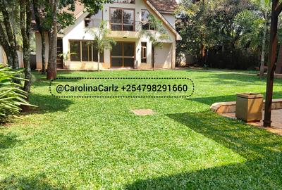 7 Bed Villa with En Suite at Kyuna