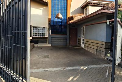 4 Bed Townhouse with En Suite in Langata