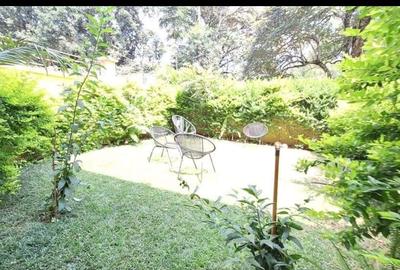 5 Bed House with En Suite in Lavington