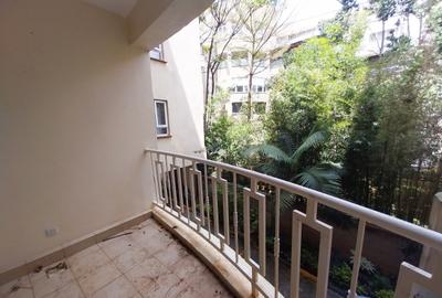 2 Bed Apartment with Garden at Brookside