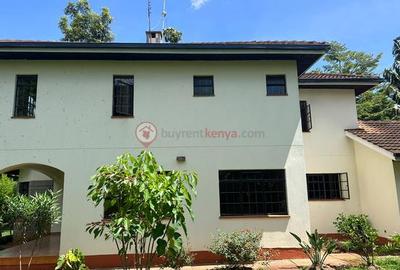 4 Bed House with En Suite at Runda