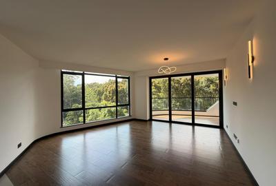 3 Bed Apartment with En Suite in Westlands Area - 2