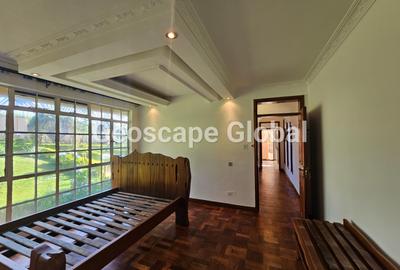 4 Bed House with En Suite in Runda