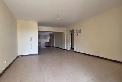 4 Bed Apartment with En Suite in Parklands - 2