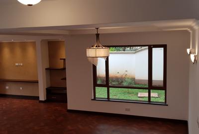 5 Bed Townhouse with En Suite at Lifestyle Townhouse - 4