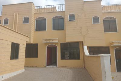 4 Bed House with En Suite in Athi River