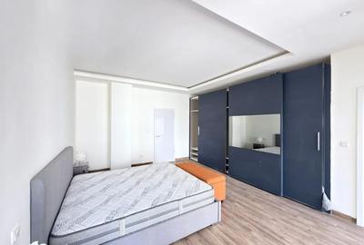 4 Bed Apartment with En Suite at Riverside Drive - 3