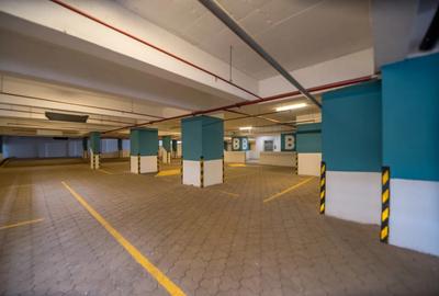 4,311 ft² Commercial Property with Service Charge Included at Upperhill Area - 3