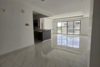 4 Bed Apartment with En Suite at General Mathenge