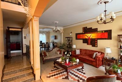 5 Bed Townhouse with En Suite in Westlands Area - 2