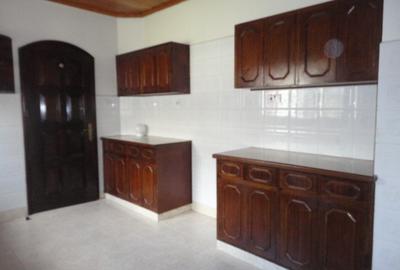 3 Bed Apartment with En Suite at Kileleshwa