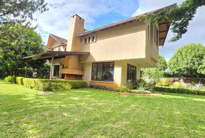 4 Bed House with En Suite in Runda