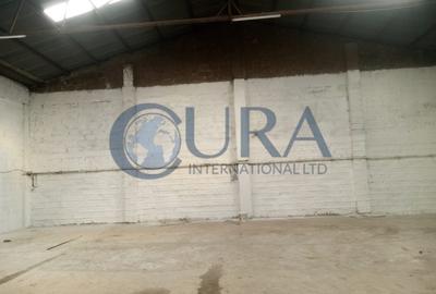 4,000 ft² Warehouse with Backup Generator in Industrial Area