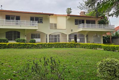 5 Bed House with En Suite at Nyari Redhil Road
