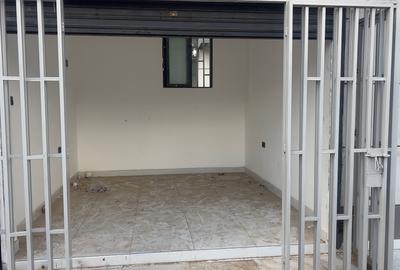 300 ft² Shop with Service Charge Included in Ngong Road
