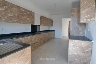 3 Bed Apartment with En Suite at Lantana Road