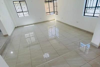 5 Bed Townhouse with En Suite in Kitengela