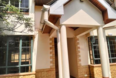 4 Bed Townhouse with En Suite in Lavington