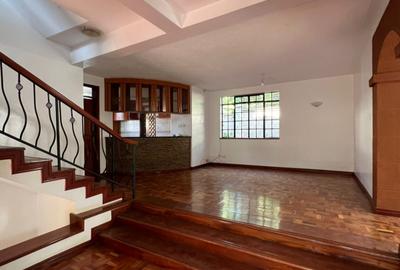 5 Bed Townhouse with En Suite in Lavington - 4