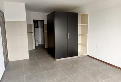 2 Bed Apartment with En Suite in Riverside - 4