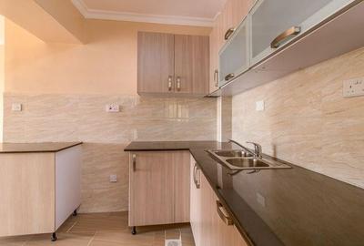 2 Bed Apartment with En Suite at Fourpoints Apartments