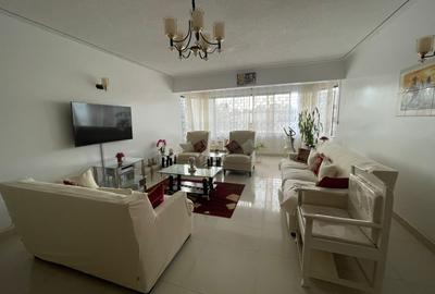 4 Bed Apartment with Lift in Parklands