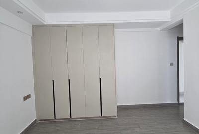 3 Bed Apartment with En Suite in Kileleshwa - 4