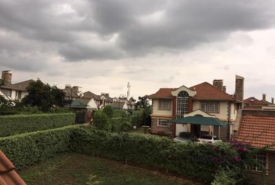 4 Bed House with En Suite in Kiambu Road