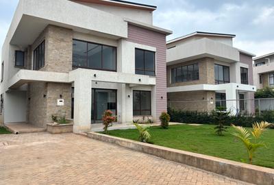 4 Bed Villa with En Suite in Kiambu Road