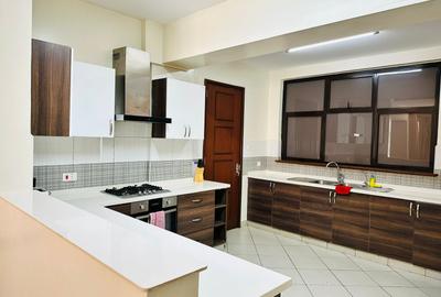 2 Bed Apartment with En Suite at Mpaka Road - 3