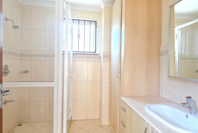 6 Bed Townhouse with En Suite at Grevillea Groove
