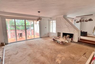 4 Bed House with En Suite at Loresho Crescent - 3