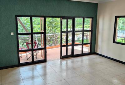 4 Bed House with En Suite in Karen