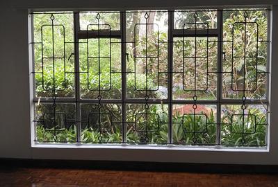 4 Bed House with En Suite at Redhill Road - 4