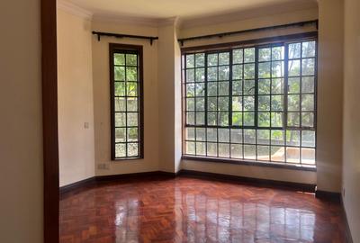 4 Bed House with En Suite in Kitisuru