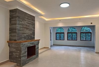 5 Bed House with En Suite at New Kitisuru - 4
