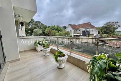 4 Bed Apartment with En Suite at Rosslyn