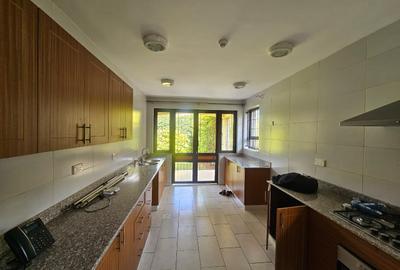 4 Bed Townhouse with En Suite in Runda - 4