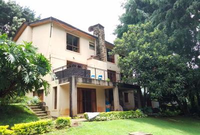 4 Bed House with En Suite at Lavington Green - 3