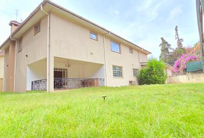 5 Bed Townhouse with En Suite at Apple Cross
