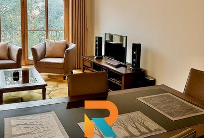 Serviced 2 Bed Apartment with En Suite at School Lane