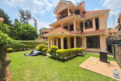 5 Bed Townhouse with En Suite in Lavington