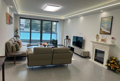 2 Bed Apartment with En Suite in Westlands Area