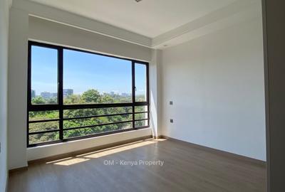 2 Bed Apartment with En Suite in Westlands Area - 4